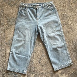 Old Navy Crop Jeans